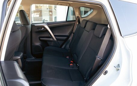 Toyota RAV4, 2019 год, 2 195 000 рублей, 17 фотография