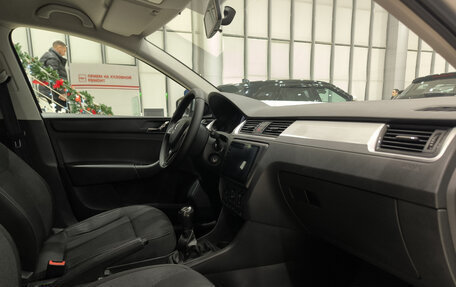 Skoda Rapid I, 2016 год, 999 000 рублей, 13 фотография