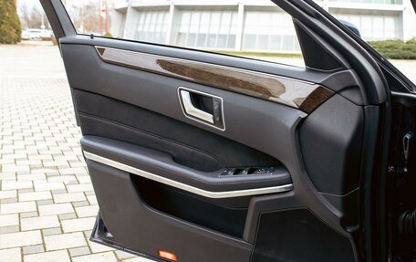 Mercedes-Benz E-Класс, 2015 год, 2 595 000 рублей, 12 фотография