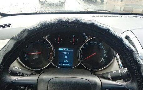 Chevrolet Cruze II, 2013 год, 750 000 рублей, 10 фотография