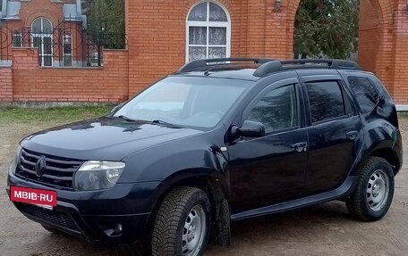 Renault Duster I рестайлинг, 2012 год, 680 000 рублей, 2 фотография