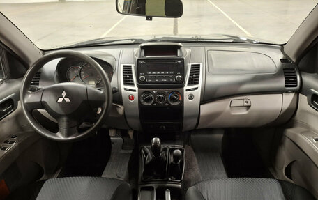 Mitsubishi Pajero Sport II рестайлинг, 2014 год, 1 699 000 рублей, 17 фотография