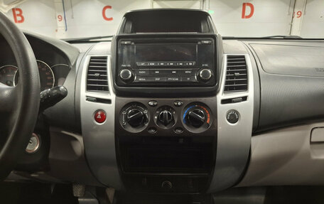 Mitsubishi Pajero Sport II рестайлинг, 2014 год, 1 699 000 рублей, 18 фотография