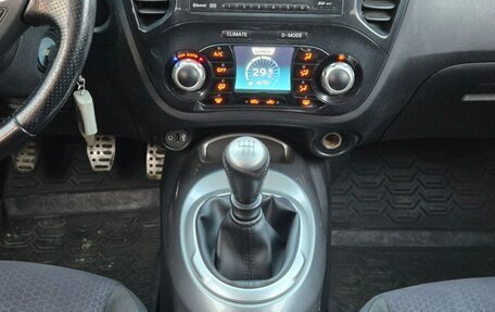 Nissan Juke II, 2011 год, 960 000 рублей, 11 фотография