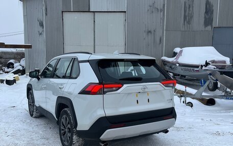 Toyota RAV4, 2025 год, 4 250 000 рублей, 3 фотография