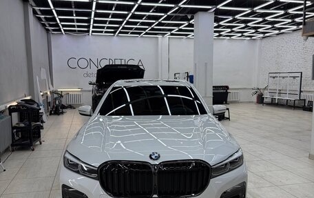 BMW 7 серия, 2021 год, 8 000 000 рублей, 1 фотография