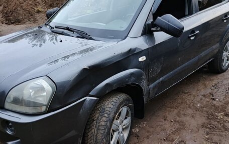 Hyundai Tucson III, 2008 год, 270 000 рублей, 2 фотография