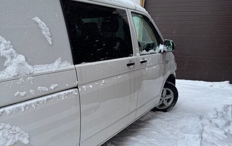 Volkswagen Transporter T6 рестайлинг, 2016 год, 2 540 000 рублей, 2 фотография