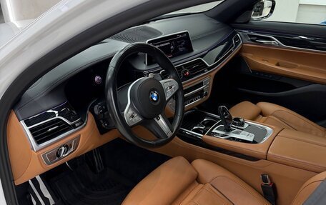 BMW 7 серия, 2021 год, 8 000 000 рублей, 6 фотография