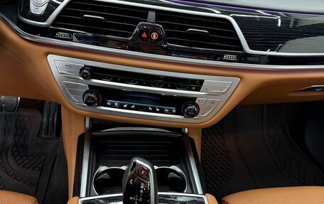 BMW 7 серия, 2021 год, 8 000 000 рублей, 8 фотография