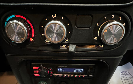 Chevrolet Niva I рестайлинг, 2015 год, 580 000 рублей, 12 фотография