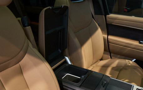 Land Rover Range Rover IV рестайлинг, 2025 год, 24 800 000 рублей, 19 фотография