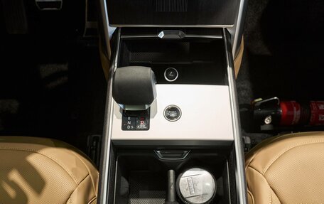 Land Rover Range Rover IV рестайлинг, 2025 год, 24 800 000 рублей, 16 фотография