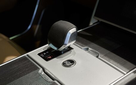 Land Rover Range Rover IV рестайлинг, 2025 год, 24 800 000 рублей, 15 фотография