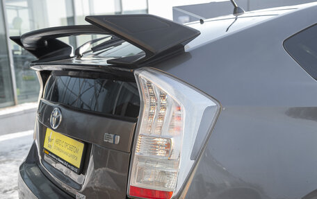 Toyota Prius, 2011 год, 987 000 рублей, 7 фотография