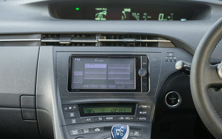 Toyota Prius, 2011 год, 987 000 рублей, 15 фотография