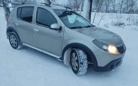 Renault Sandero I, 2013 год, 570 000 рублей, 1 фотография