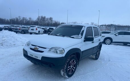 Chevrolet Niva I рестайлинг, 2019 год, 770 000 рублей, 1 фотография