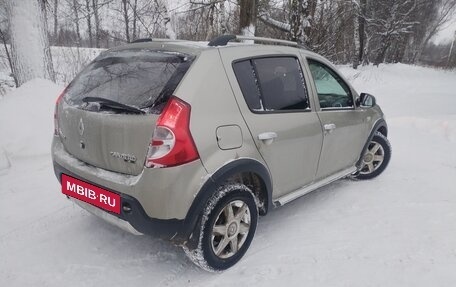 Renault Sandero I, 2013 год, 570 000 рублей, 3 фотография