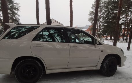 Toyota Harrier, 1999 год, 830 000 рублей, 4 фотография