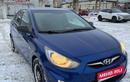 Hyundai Solaris II рестайлинг, 2014 год, 1 000 000 рублей, 3 фотография