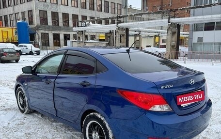 Hyundai Solaris II рестайлинг, 2014 год, 1 000 000 рублей, 4 фотография