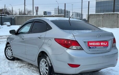 Hyundai Solaris II рестайлинг, 2011 год, 480 000 рублей, 4 фотография