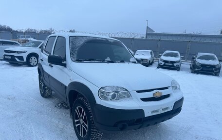 Chevrolet Niva I рестайлинг, 2019 год, 770 000 рублей, 4 фотография