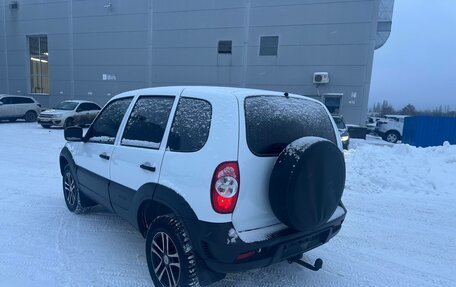 Chevrolet Niva I рестайлинг, 2019 год, 770 000 рублей, 3 фотография