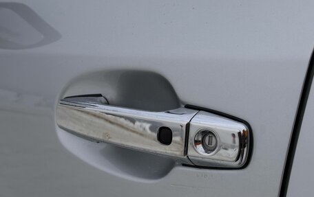 Toyota Land Cruiser 200, 2008 год, 2 655 000 рублей, 16 фотография