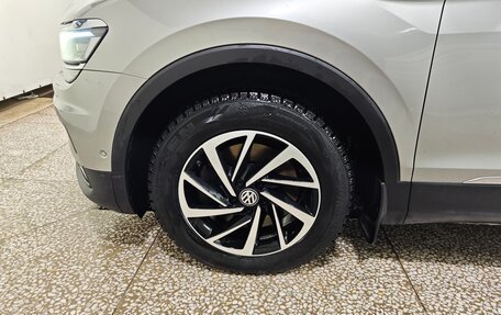 Volkswagen Tiguan II, 2018 год, 2 350 000 рублей, 6 фотография