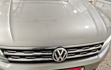 Volkswagen Tiguan II, 2018 год, 2 350 000 рублей, 8 фотография