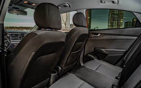 Hyundai Solaris II рестайлинг, 2018 год, 1 560 000 рублей, 24 фотография