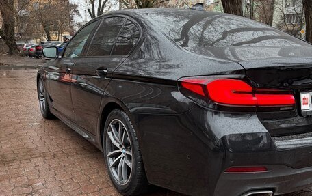 BMW 5 серия, 2021 год, 4 580 000 рублей, 4 фотография