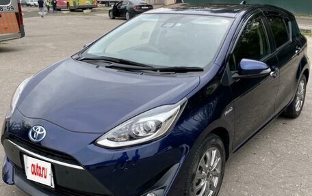 Toyota Aqua I, 2018 год, 1 350 000 рублей, 2 фотография