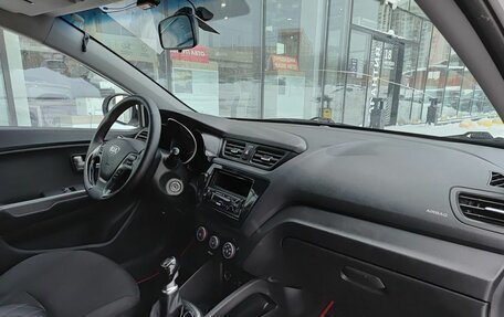 KIA Rio III рестайлинг, 2016 год, 670 000 рублей, 13 фотография