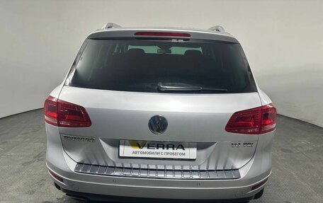 Volkswagen Touareg III, 2013 год, 2 100 000 рублей, 4 фотография