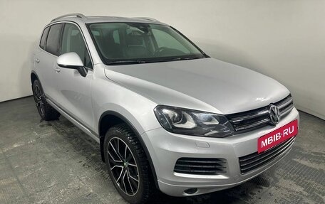 Volkswagen Touareg III, 2013 год, 2 100 000 рублей, 3 фотография