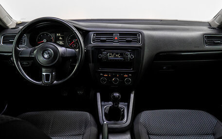 Volkswagen Jetta VI, 2012 год, 840 000 рублей, 16 фотография