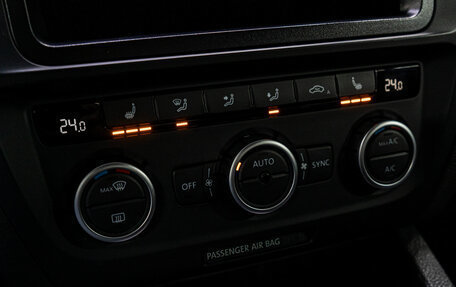 Volkswagen Jetta VI, 2012 год, 840 000 рублей, 21 фотография