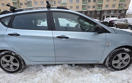 Hyundai Solaris II рестайлинг, 2013 год, 610 000 рублей, 2 фотография