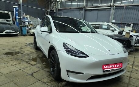 Tesla Model Y I, 2022 год, 4 600 000 рублей, 2 фотография