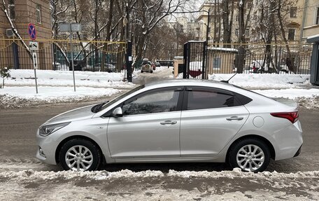 Hyundai Solaris II рестайлинг, 2019 год, 1 300 000 рублей, 3 фотография