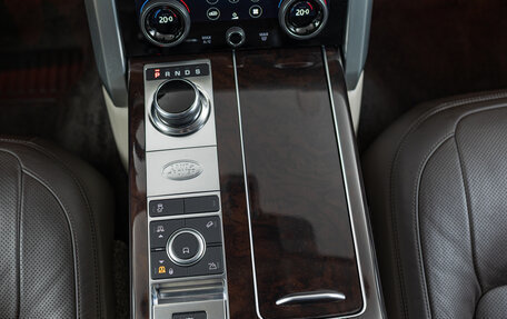 Land Rover Range Rover IV рестайлинг, 2019 год, 6 990 000 рублей, 17 фотография