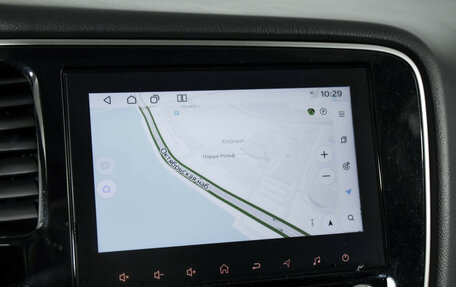 Mitsubishi Outlander III рестайлинг 3, 2021 год, 2 399 000 рублей, 15 фотография