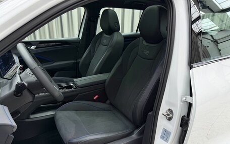 Volkswagen Tiguan, 2025 год, 5 290 000 рублей, 8 фотография