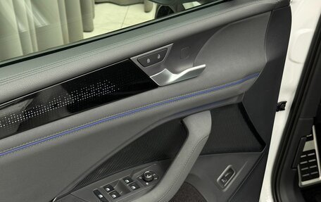 Volkswagen Tiguan, 2025 год, 5 290 000 рублей, 9 фотография