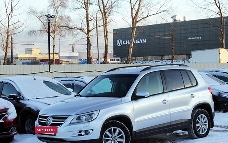 Volkswagen Tiguan I, 2011 год, 949 000 рублей, 3 фотография