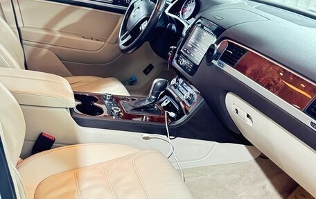 Volkswagen Touareg III, 2012 год, 2 333 000 рублей, 9 фотография