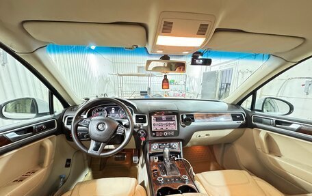 Volkswagen Touareg III, 2012 год, 2 333 000 рублей, 14 фотография